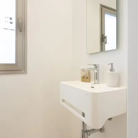 Apartament Garden Serenity Retreat And Workspace With Heated Pools And Gym