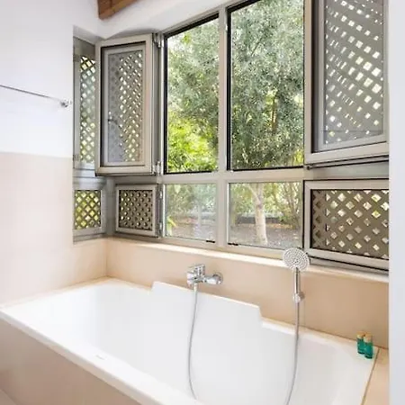 Garden Serenity Retreat And Workspace With Heated Pools And Gym Apartament *