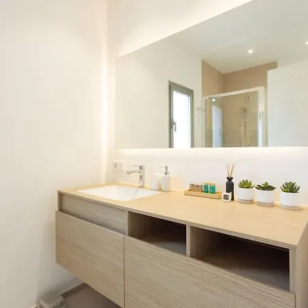 Garden Serenity Retreat And Workspace With Heated Pools And Gym Apartamento